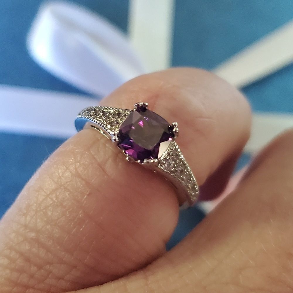 Simulated Amethyst Ring  - Picture 3 of 8